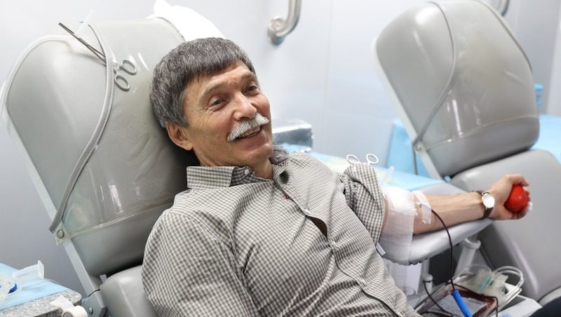 Донорская акция по сбору крови в поддержку участников СВО и жителей ЛНР проходит на Ставрополье