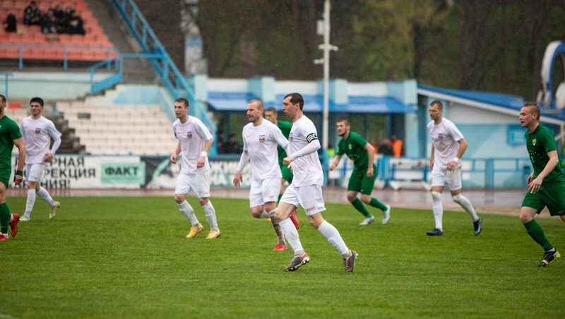 Футболисты «Машука-КМВ» в Пятигорске пролиграли спартаковцам из Нальчика