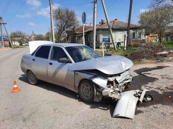 Из-за лихачки-автоледи на Ставрополье 25-летняя девушка получила травмы лица и головы