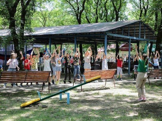 На летних каникулах в детских лагерях Ставрополя отдохнут 7 тысяч школьников