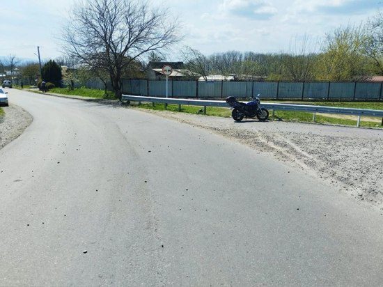 На Ставрополье мотоциклист без прав погиб, не справившись с управлением