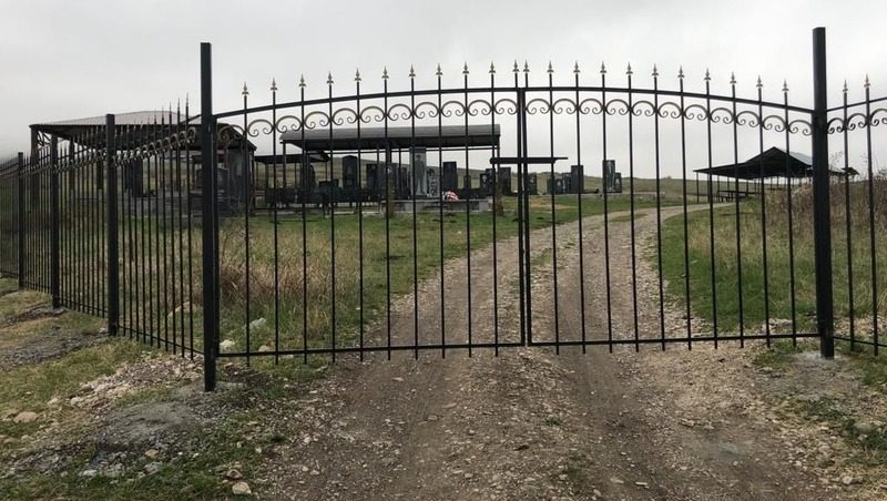 Новую ограду установят на кладбище в Предгорном округе по просьбе селян