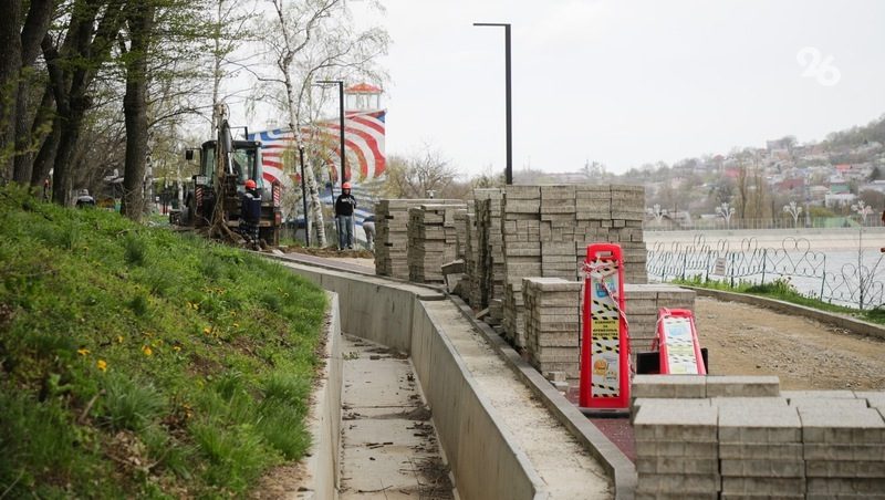 Пешеходную дорожку на Комсомольском пруду в Ставрополе отремонтируют к 1 мая