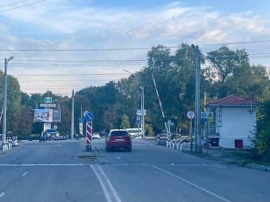 В Ессентуках 25 апреля закроют проезд через ж/д переезд на улице Энгельса