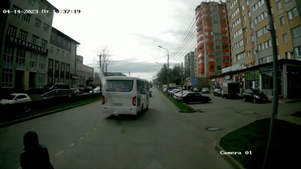 Водителя автобуса №50 поймали на опасном для пешеходов нарушении в Ставрополе0