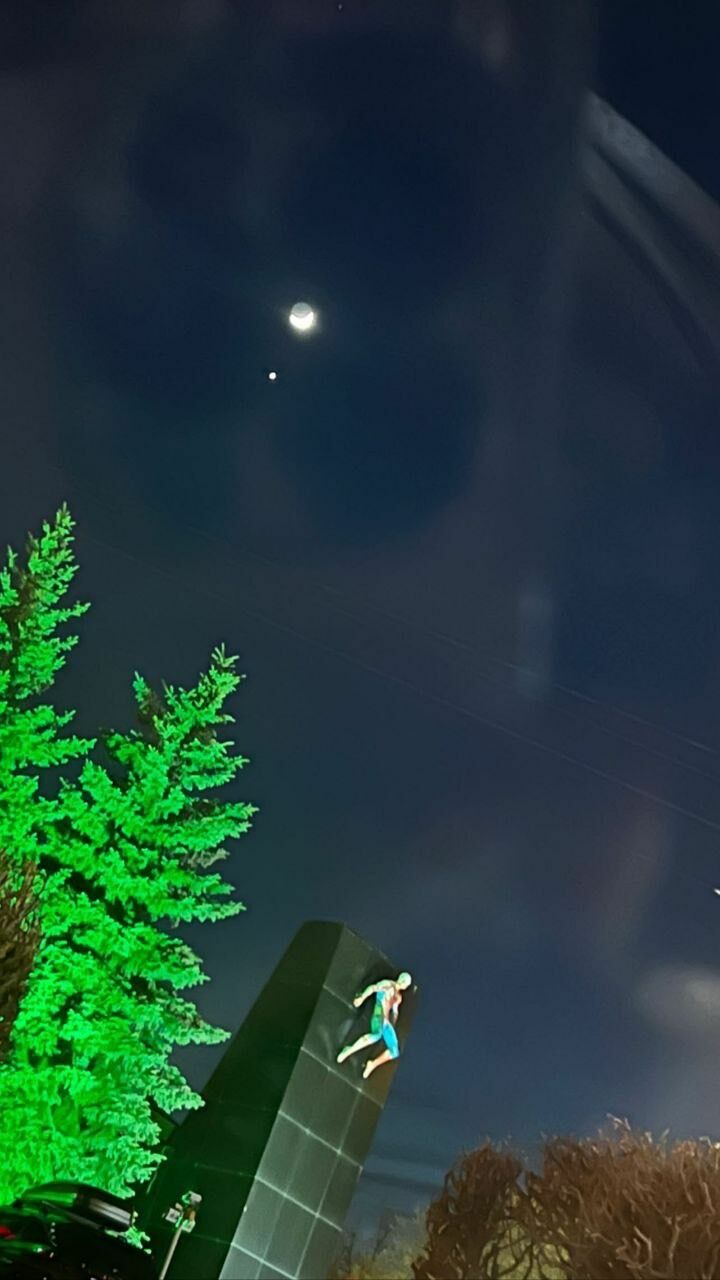 Жители Ставрополья поделились снимками сближения Луны и Венеры10