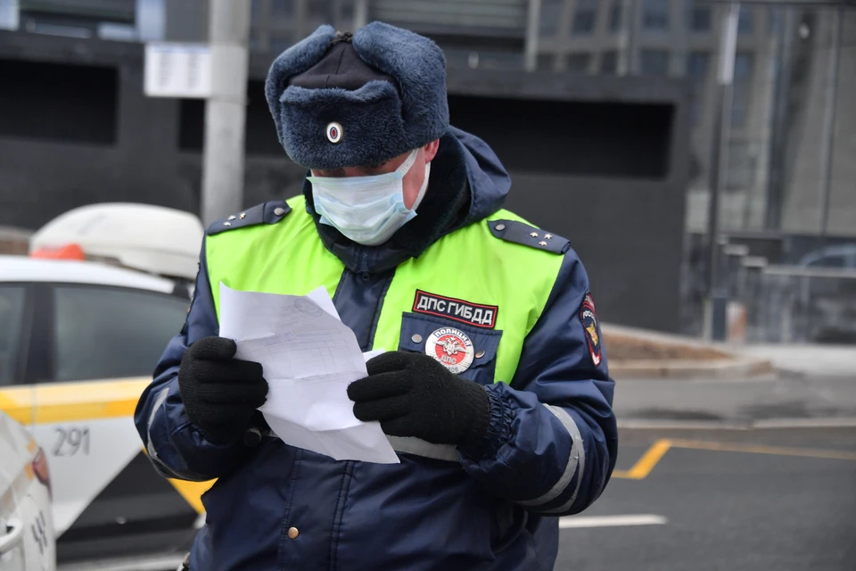 Пьяная жительница Невинномысска врезалась в забор и пыталась обмануть алкотестер сотрудников ДПС