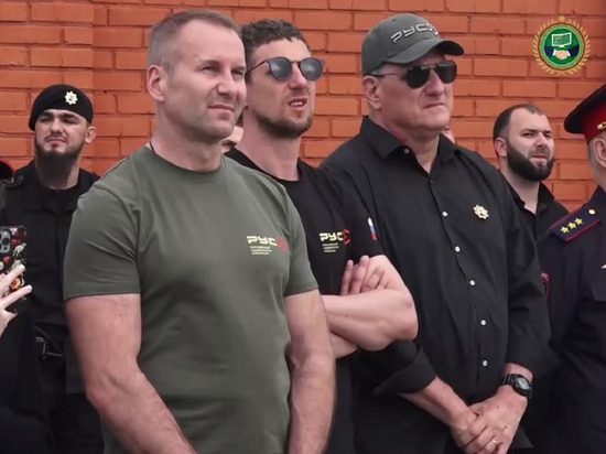 Американский военный эксперт, разведчик ВС США Скотт Риттер приехал в Чечню