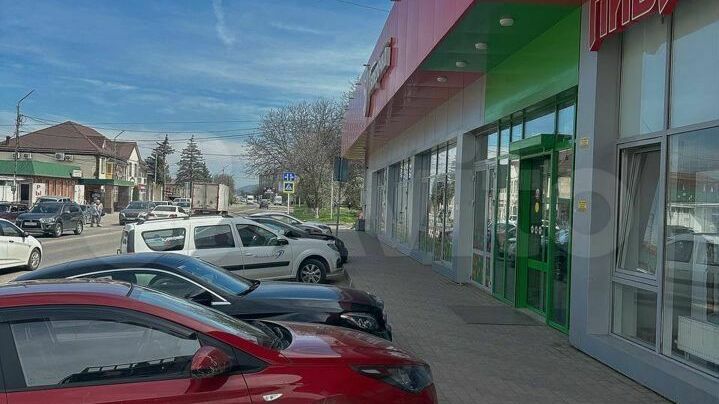 Какие торговые центры продают на Ставрополье и сколько они стоят25