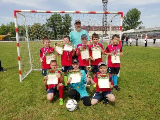 На стадионе «Локомотив» прошёл турнир Минераловодского округа по футболу среди детей