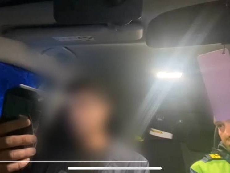 На трассе «Кочубей– Минводы» сотрудники ДПС поймали пьяного водителя легковушки