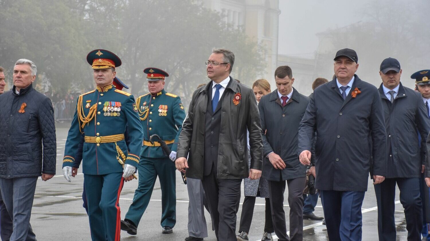 Парад 78-й годовщины Победы в Ставрополе прошел в тумане164