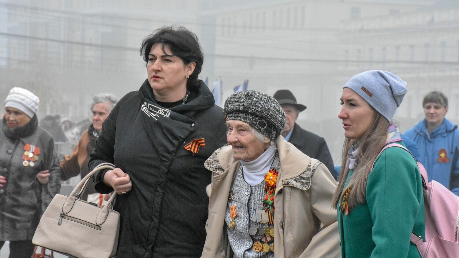 Парад 78-й годовщины Победы в Ставрополе прошел в тумане7