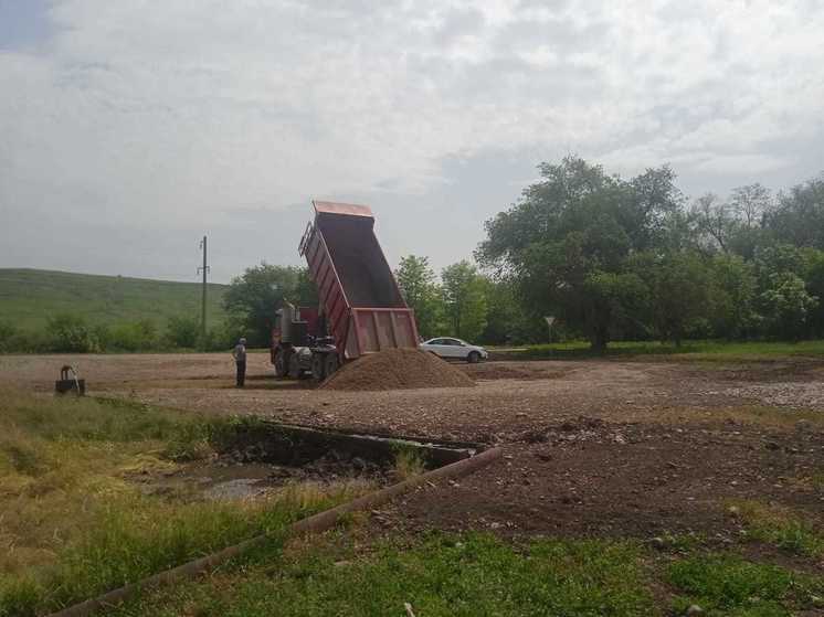 В Кочубеевском округе оборудуют питьевой фонтанчик с артезианской водой
