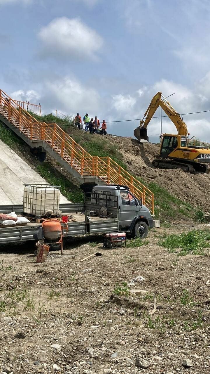 Власти Минвод прокомментировали повреждение дождем нового моста0