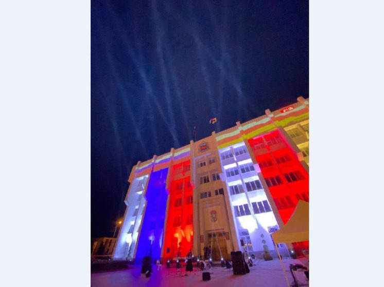 Лучи прожекторов осветят небо над Владикавказом в рамках акции «Лучи победы»