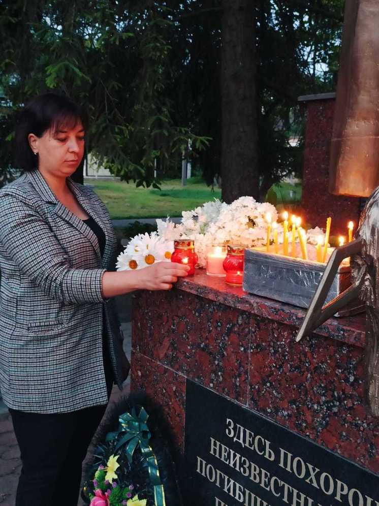 Тысячи свечей зажгли в День памяти и скорби в Кировском округе Ставрополья