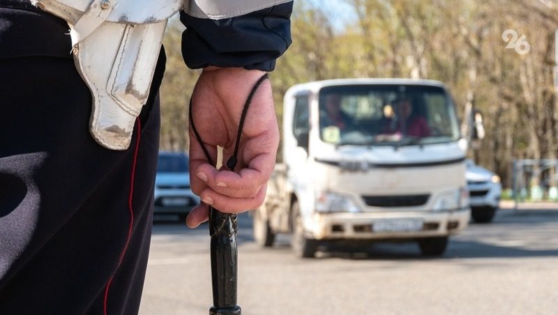 В Пятигорске из-за ливней ограничили движение транспорта на проспекте Калинина