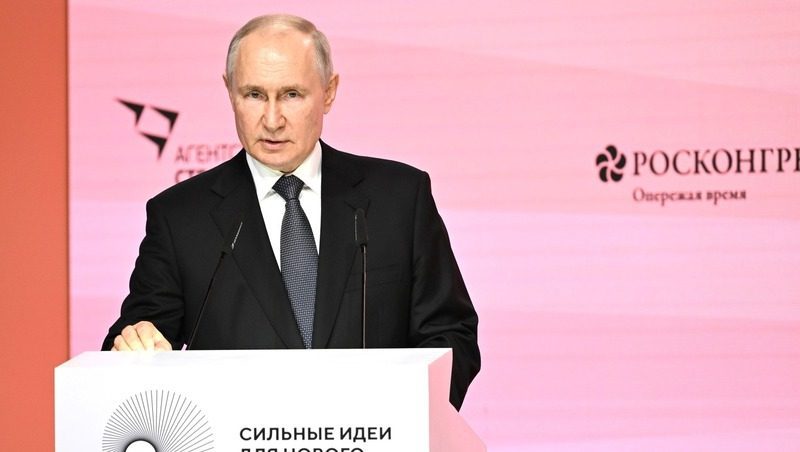 Владимир Путин поддержал идею участницы форума «Сильные идеи для нового времени»