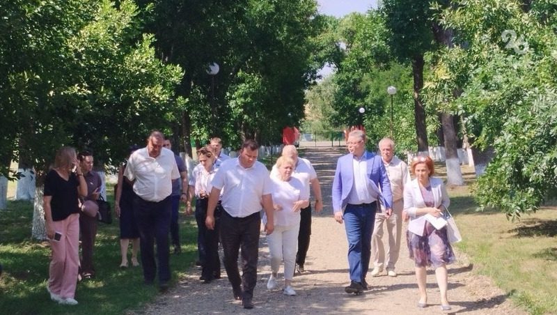 Губернатор Ставрополья посетил обновлëнный детский лагерь в Новоалександровском округе