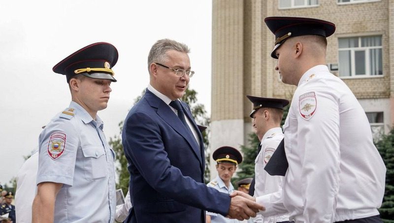 Губернатор Владимиров поздравил выпускников университета МВД в Ставрополе