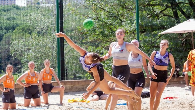 Команда «Ставрополье» в восьмой раз стала чемпионом России по пляжному гандболу среди женщин