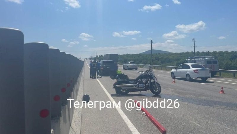 Мотоциклист пострадал в аварии неподалёку от Пятигорска