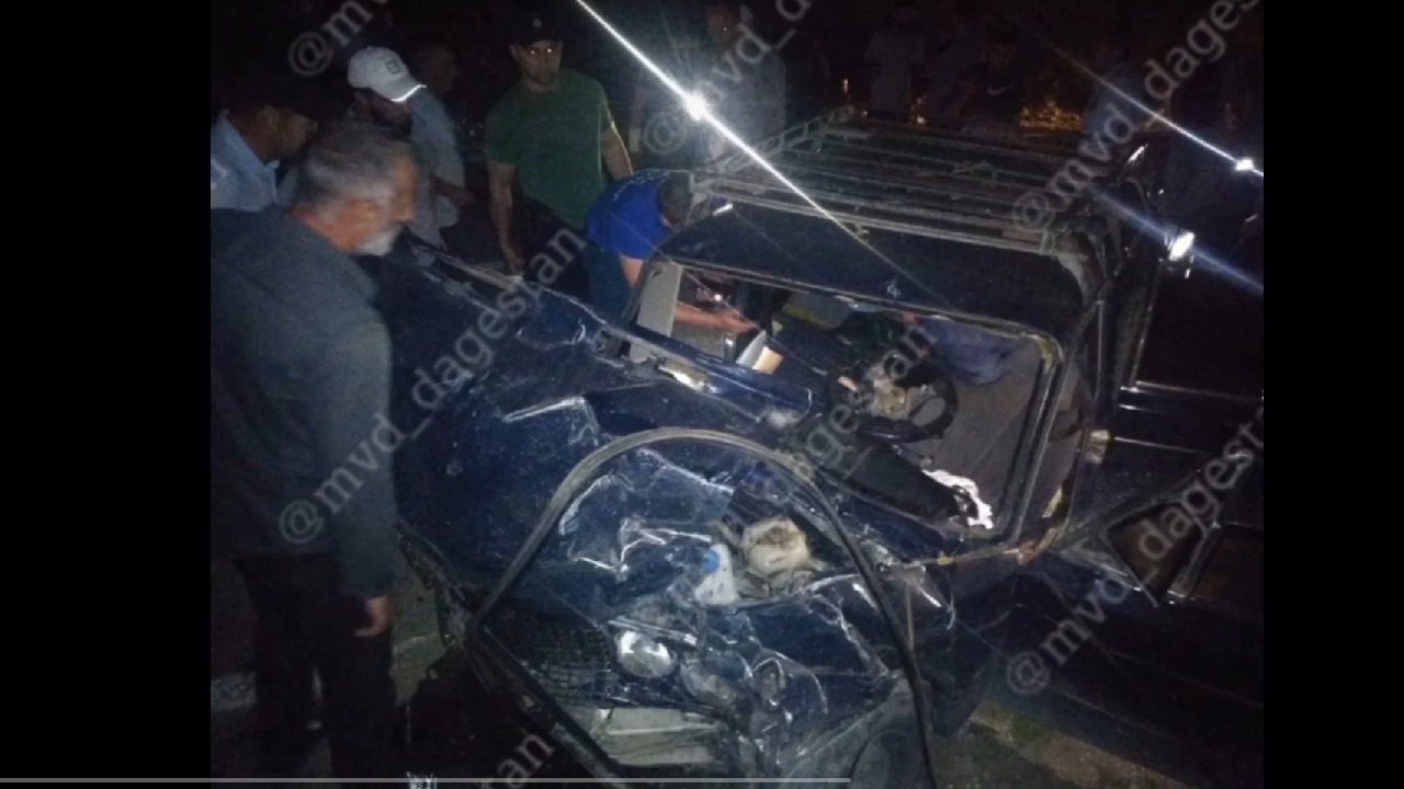 Один погиб и пятеро пострадали в лобовой аварии в Дагестане1