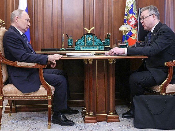 Президент России провел рабочую встречу с губернатором Ставрополья