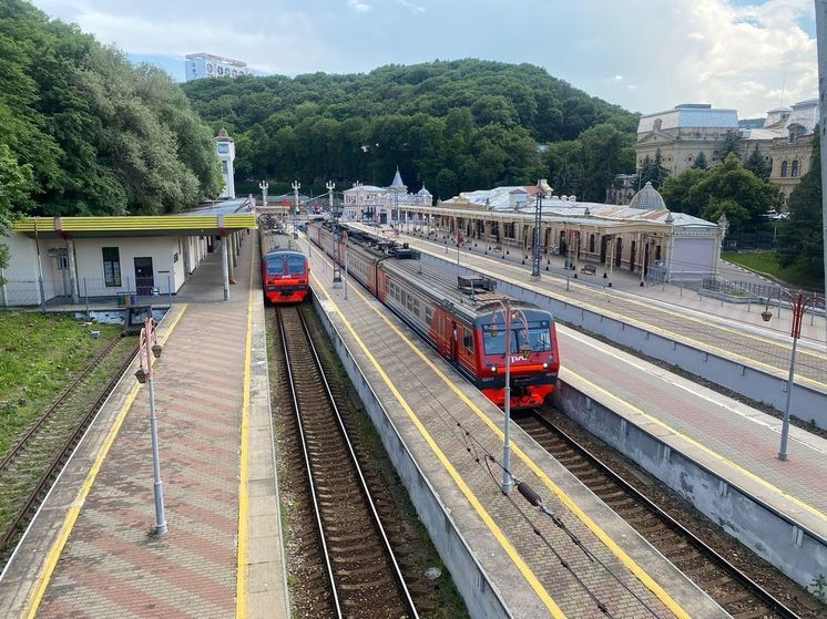 В Кисловодск из-за повышенного спроса отдыхающих запустили дополнительные поезда
