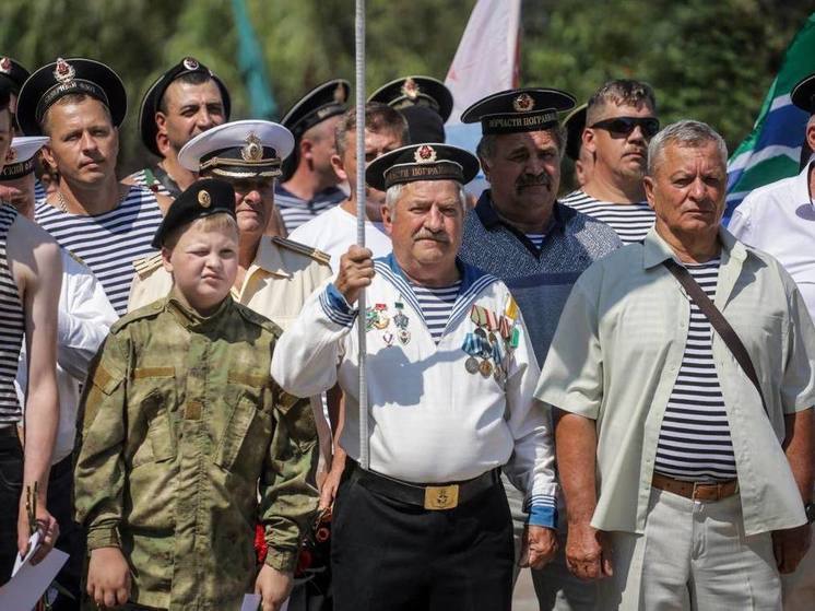 В Невинномысске празднуют День Военно-Морского Флота