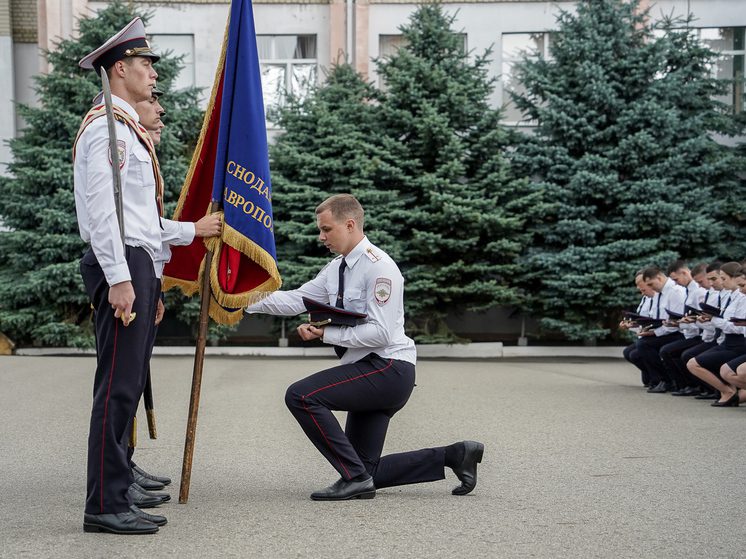 В Ставрополе дипломы получили 69 лейтенантов полиции