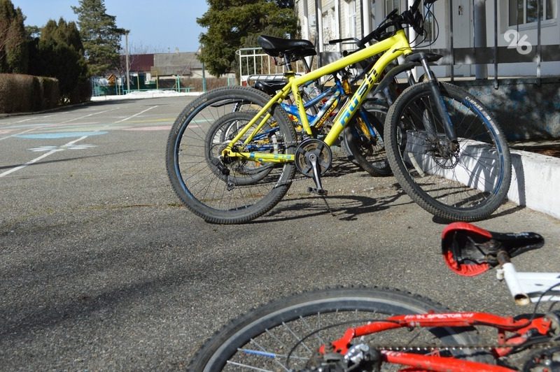 Велосипедиста-подростка сбила иномарка в Ставрополе