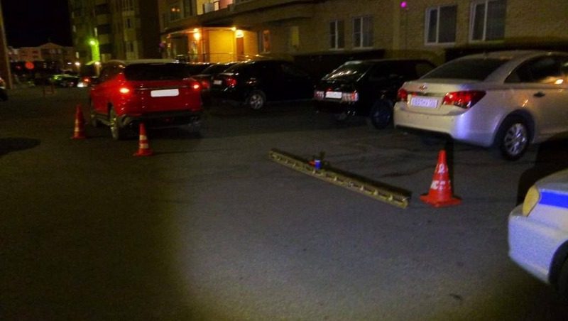 Автомобиль сбил шестилетнего ребёнка во дворе Ставрополя