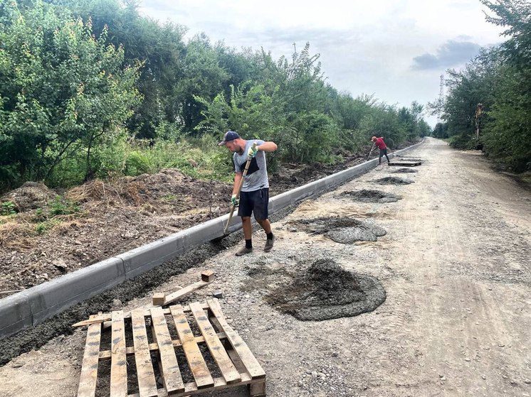 Более 10 км дорог отремонтируют по нацпроекту в станицах и хуторах Ставрополья