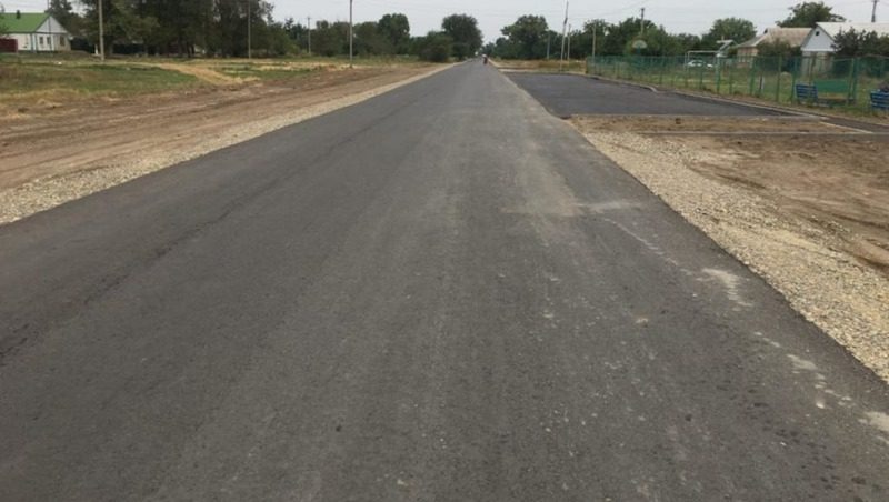 Более 1,3 км дороги отремонтировали в селе Труновского округа