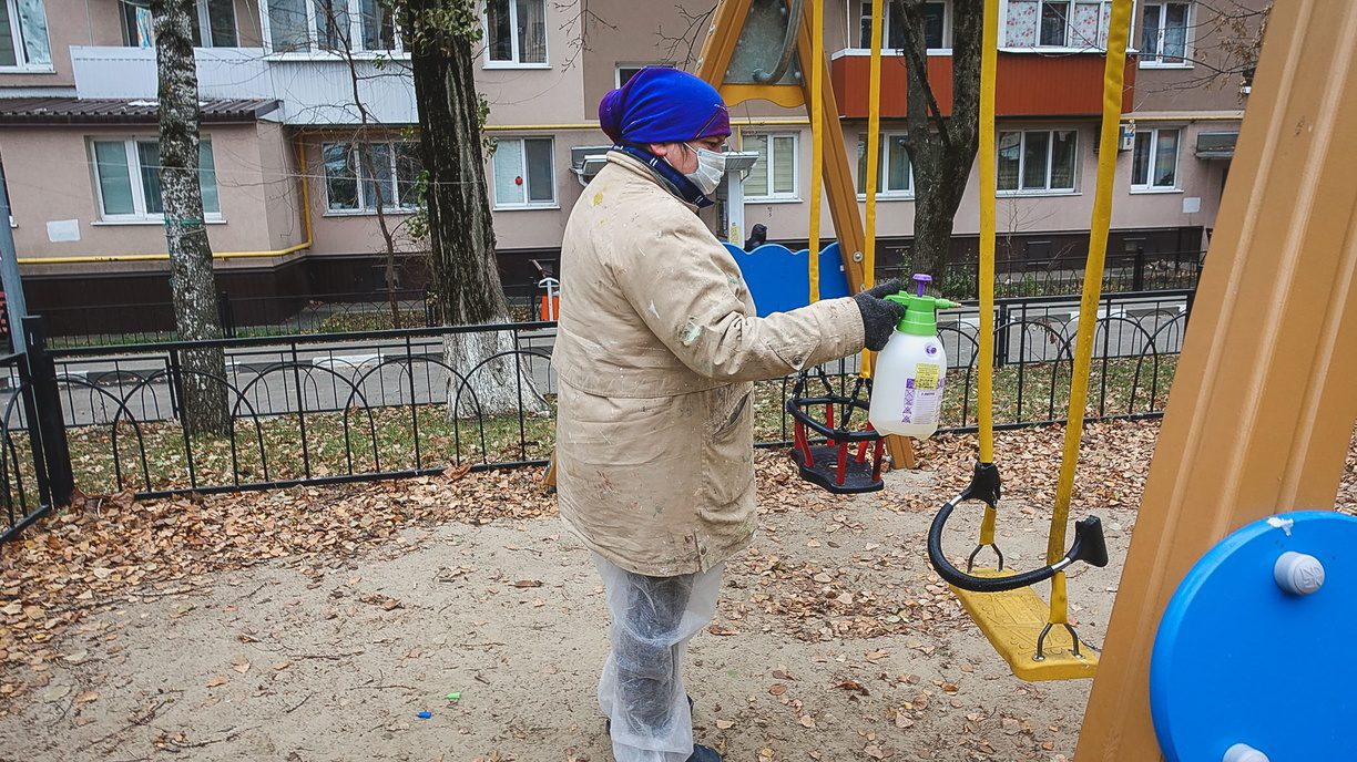 Из важного, стоит отметить, что по словам представителя, его отдел правообеспечения проверку спорных контрактов не проводил.