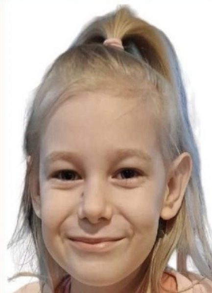 Несовершеннолетняя девочка со светло-русыми волосами без вести пропала в Ставрополе 