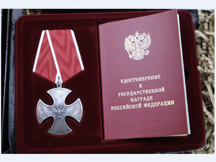 В Ингушетии Орден мужества (посмертно) вручили отцу погибшего полицейского