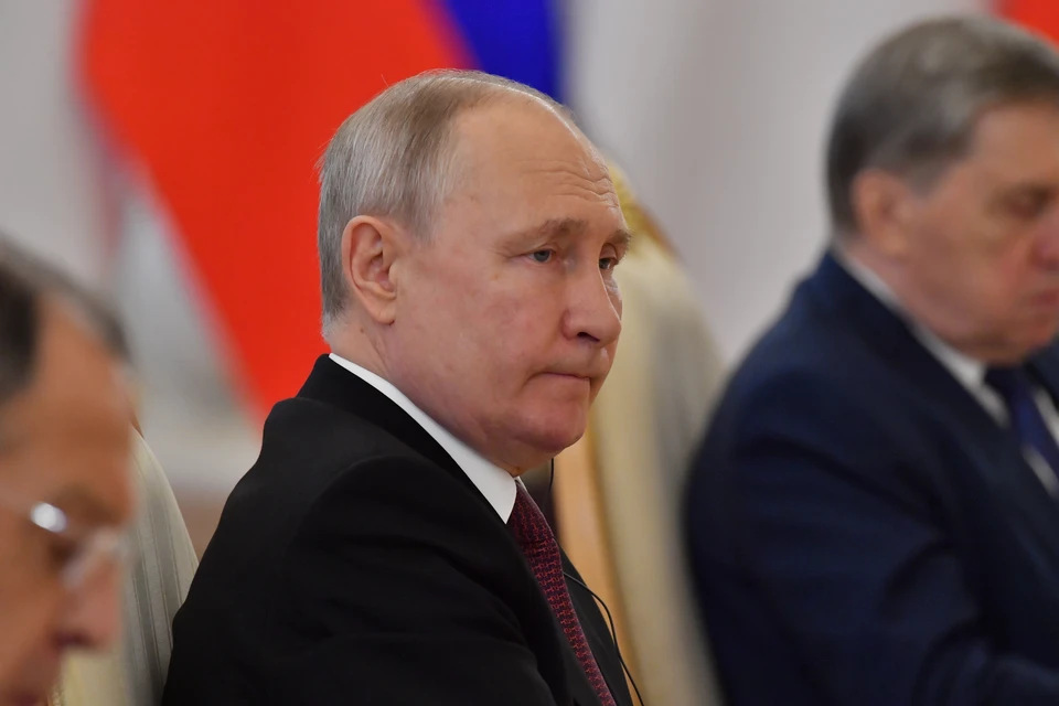 Владимир Путин выразил соболезнования семьям, потерявшим родных при взрыве в Махачкале