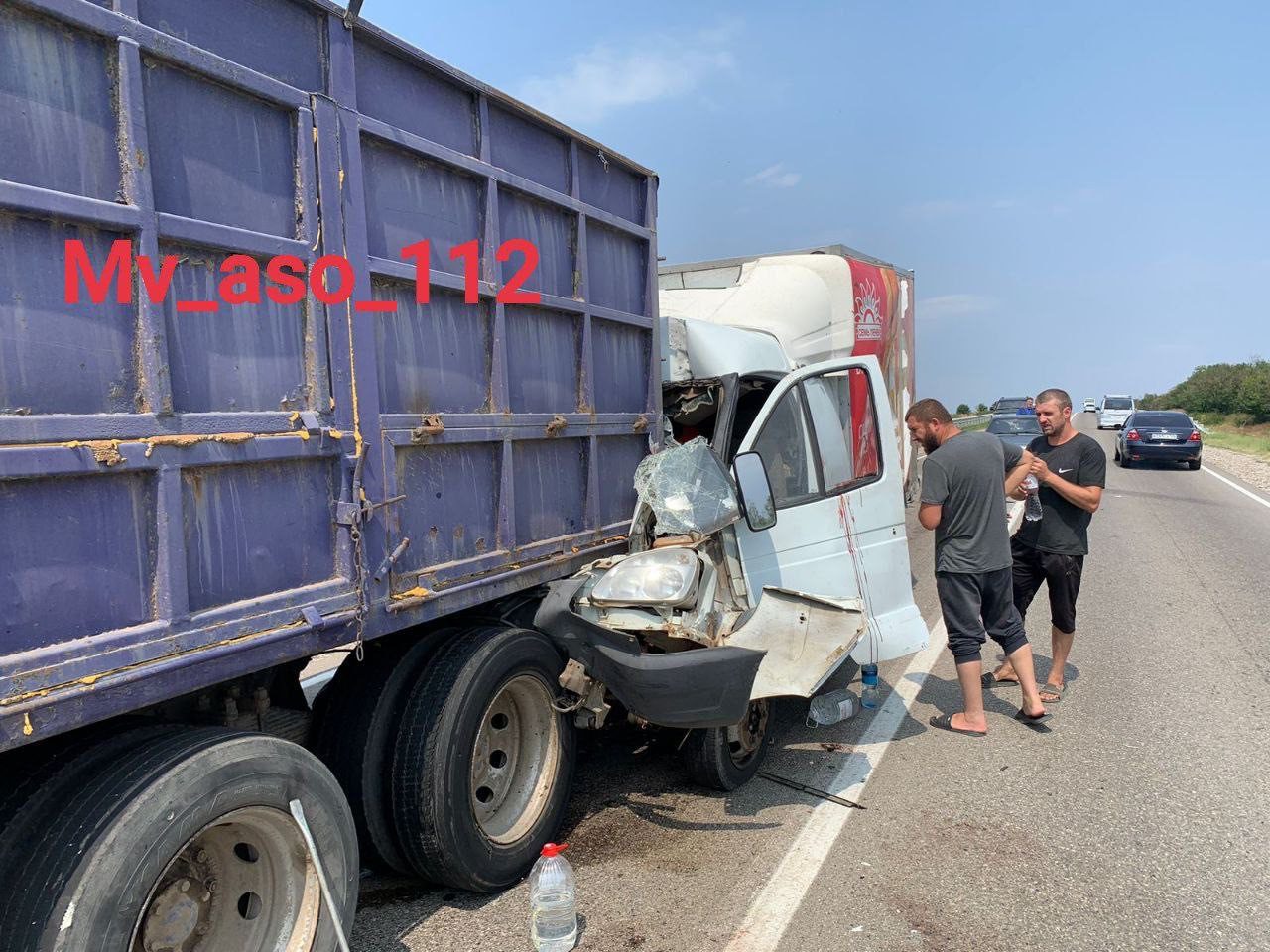 Водитель «ГАЗели» чудом выжил в страшном ДТП с грузовиком на Ставрополье4