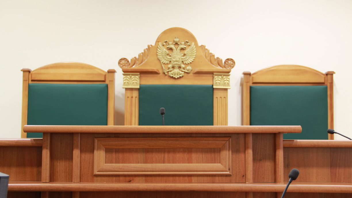 В феврале 2021 года дело было направлено в Ипатовский районный суд. Но дважды дело возвращалось прокурору на дополнительное следствие.