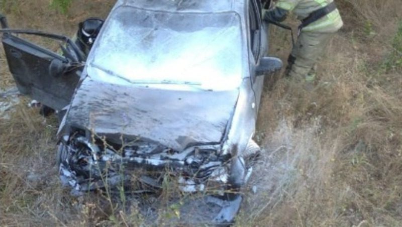 Женщина пострадала в аварии с загоревшимся автомобилем в Минераловодском округе