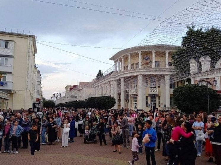 Фольклорный концерт «Ярмарка талантов» прошел в Карачаево-Черкесии состоялся