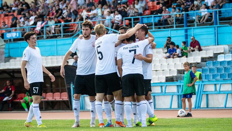 Футболисты пятигорского «Машука-КМВ» продлили свою победную серию в Астрахани