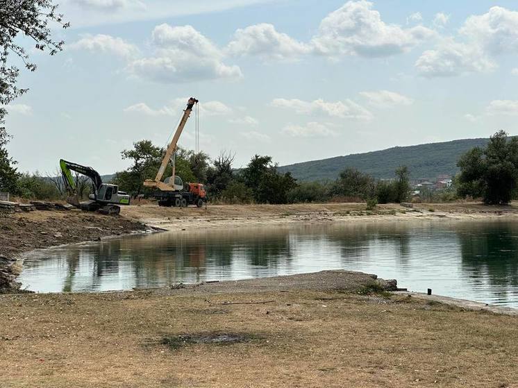 На Новопятигорском озере приступили к ремонтным работам