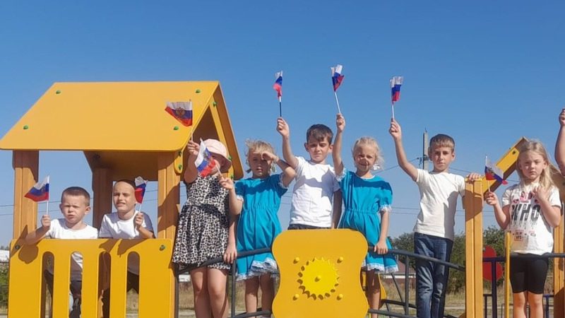 Спортивно-игровые зоны открыли в двух посёлках на Ставрополье