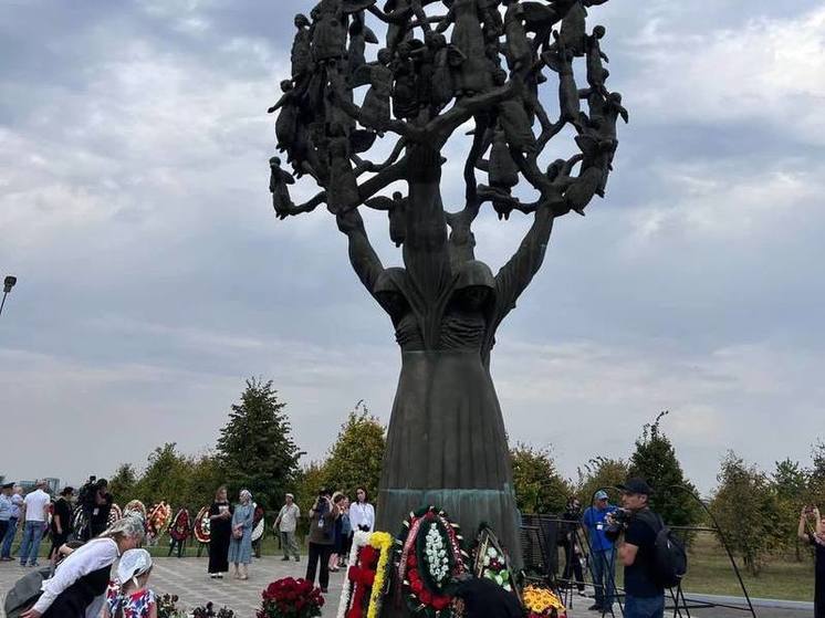 Ставропольские учителя в Беслане почтили память погибших в теракте в 2004 году