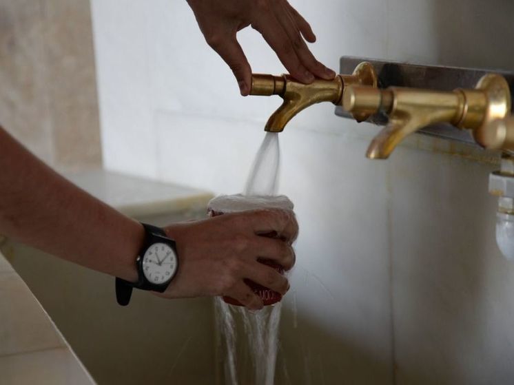 В КЧР более 30 человек отравились питьевой водой