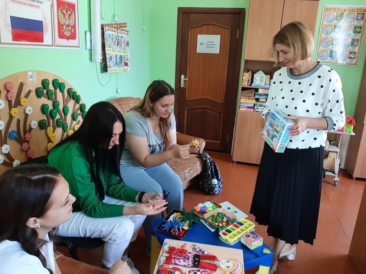 Родители в Новоалександровском округе осваивают домашний микрореабилитационный центр